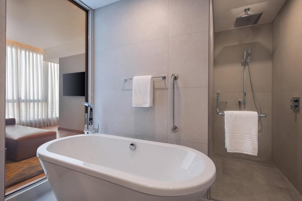 Courtyard By Marriott Culture Village, Dubai Eksteriør billede